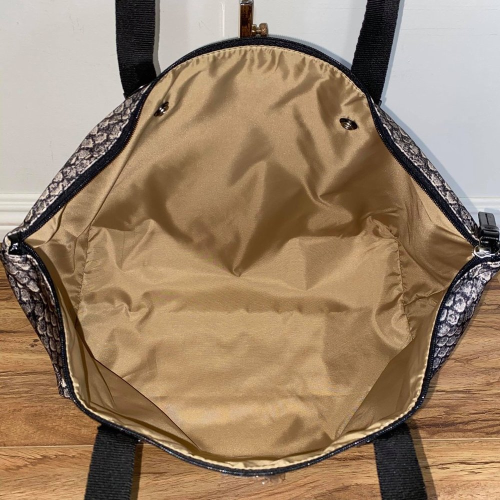 🖤Coach Nylon Bag, Snap Pouch & Cosmetic Pouch🖤 - Picture 6 of 16